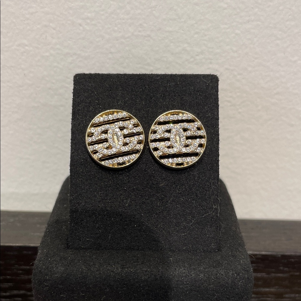CHANEL Gold and Silver Round Earrings